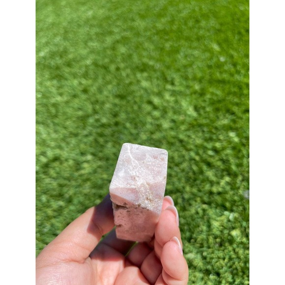 Pink Amethyst Tower - Picture 6 of 8